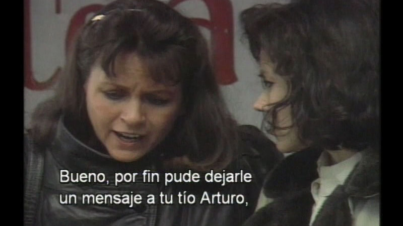 Still image from New Destinies (Lessons 11-15) (Spanish)