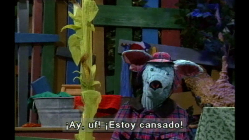 Still image from Salsa 205: Where Is It? (Spanish)
