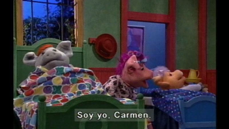 Still image from Salsa 209: Is This Your Birthday? (Spanish)