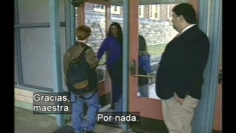 Still image from Manners Matter (Spanish)