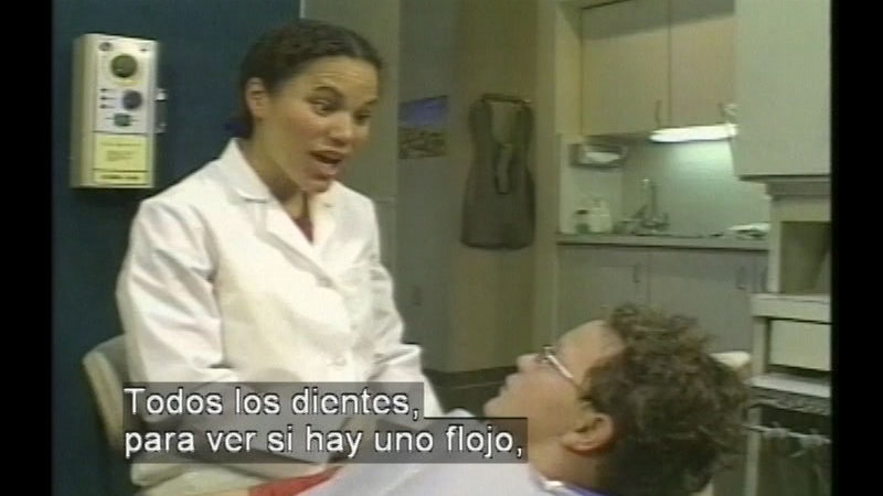 Still image from Take Care Of Your Teeth! (Spanish)