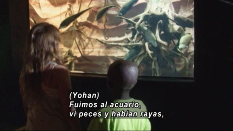 Still image from La Lleva: Medellin - Colombia, Let Us Take You Through The Streets Of The City (Spanish)