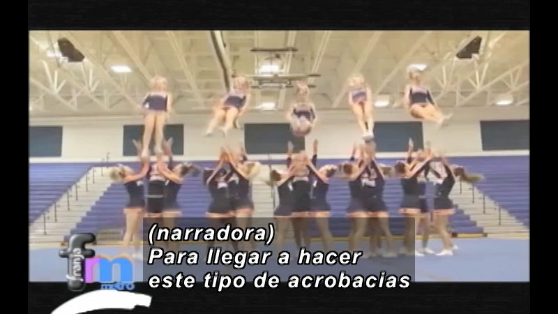 Still image from Franja Metro: Cheerleaders (Spanish)