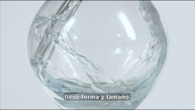 Still image from Science Video Vocab: State Of Matter (Spanish)