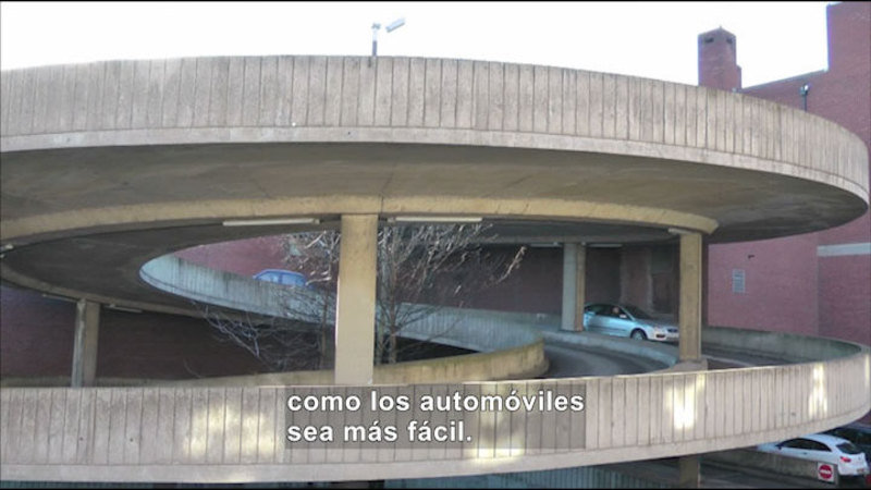 Still image from Science Video Vocab: Inclined Plane (Spanish)